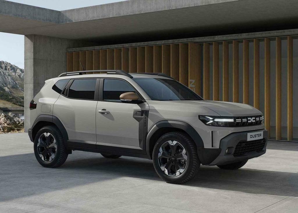 Dacia Duster - od 596 900 Kč.