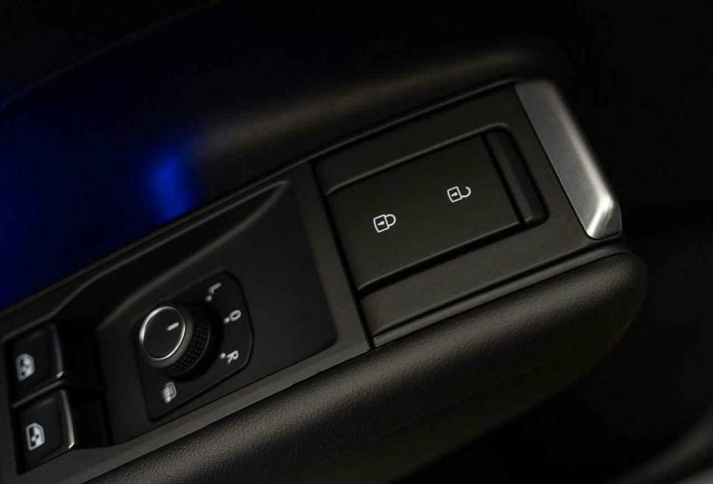 Nový způsob otevírání dveří.