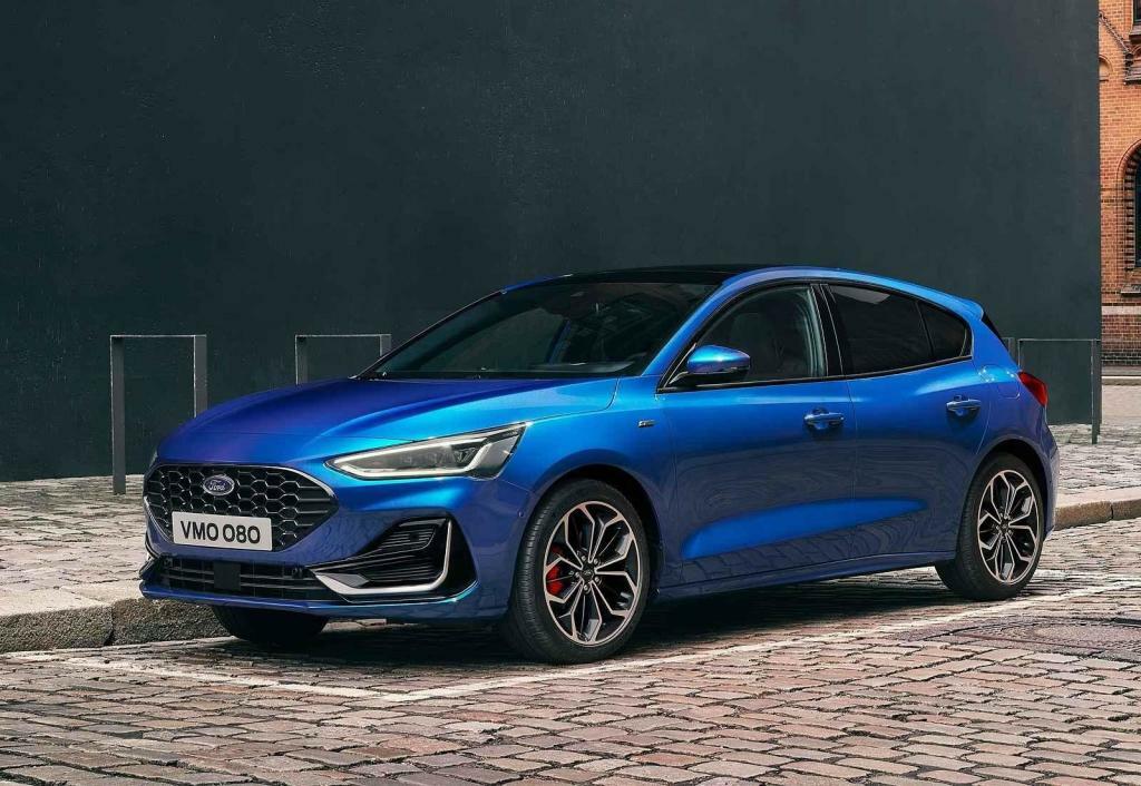 Ford Focus - od 776 900 Kč.