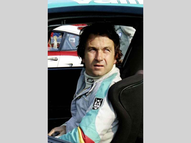 Bob Wollek při závodech v Zolderu 1976.