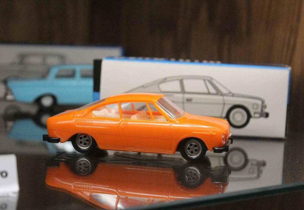 Model Škoda 110R z řady Miniauto.