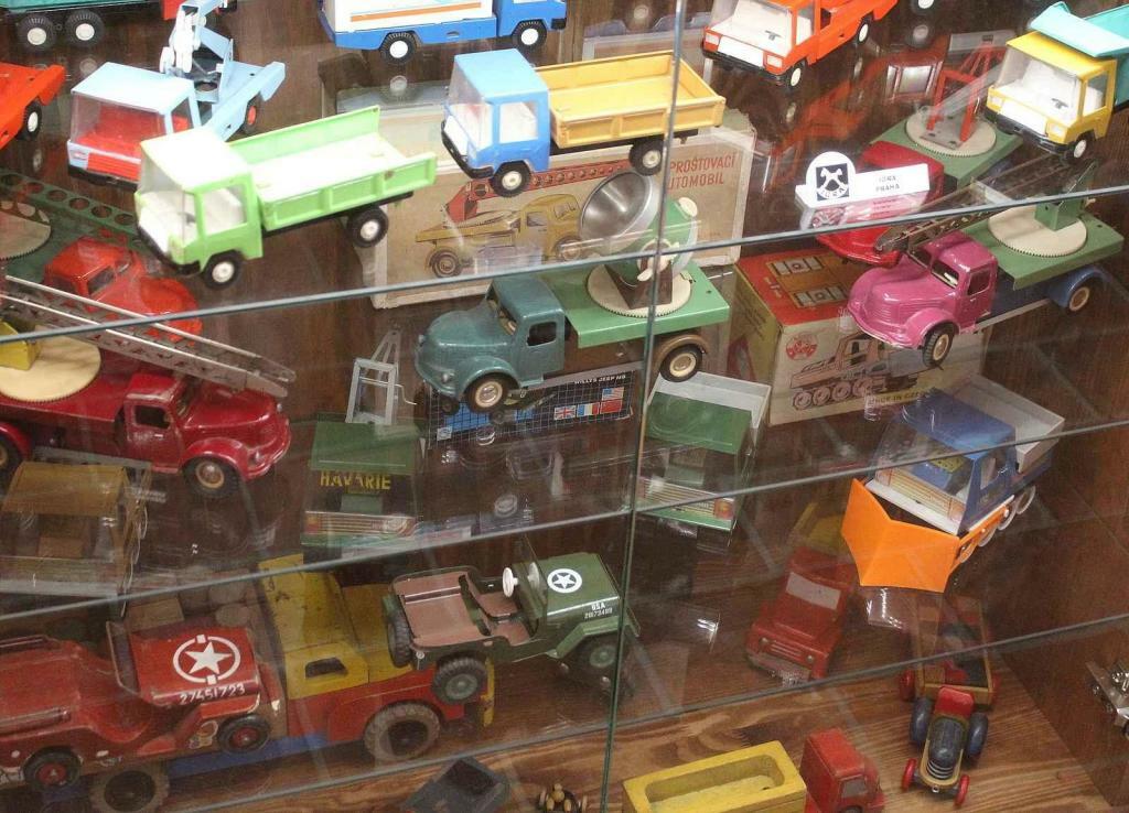 Výrobky IGRA Praha.