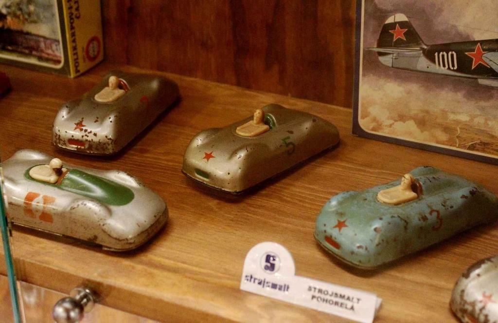 Autíčka ze Strojsmaltu Pohorelá.