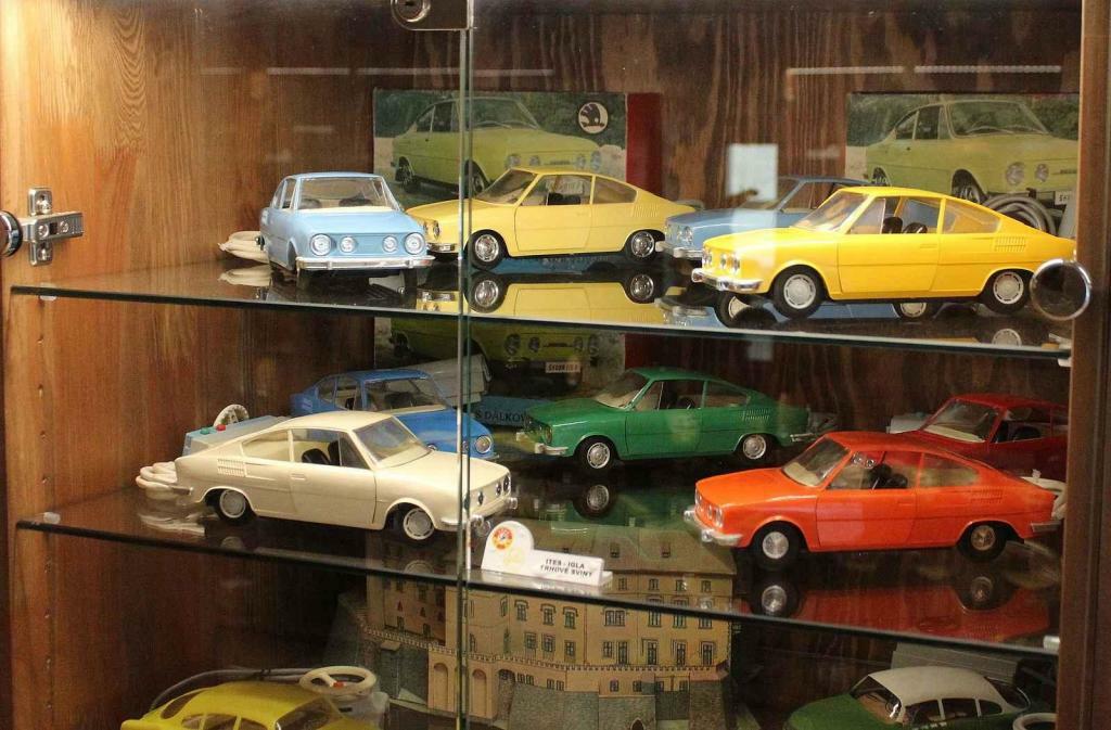 Box věnovaný vozů Škoda 110R od Ites - Igla Trhové Sviny.