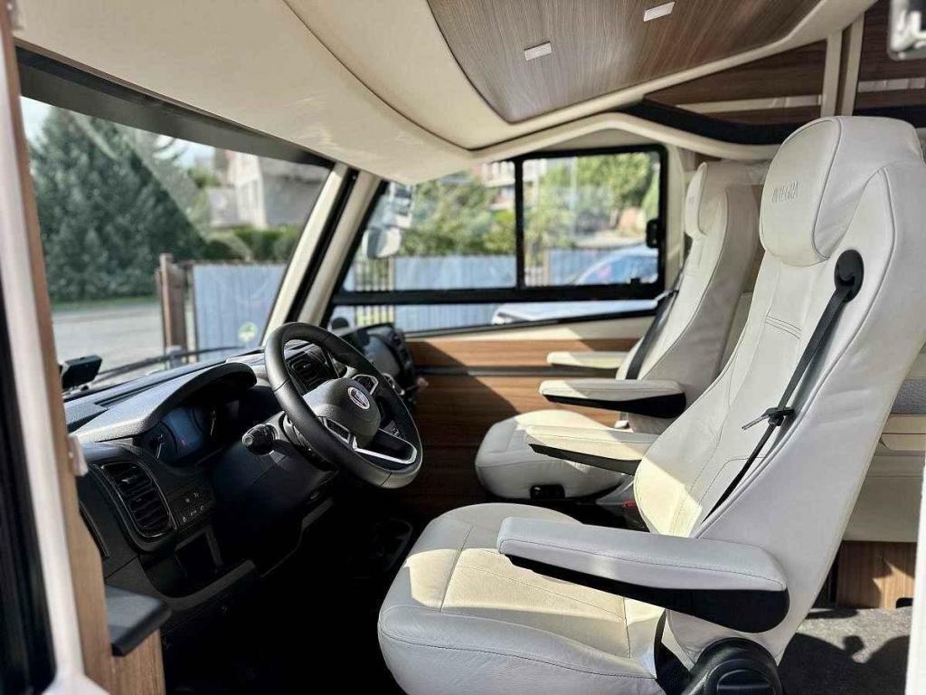 Eura Mobil 760 EF 5500 KG.