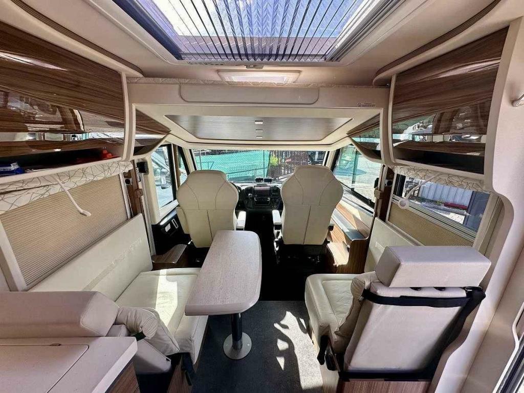 Eura Mobil 760 EF 5500 KG.