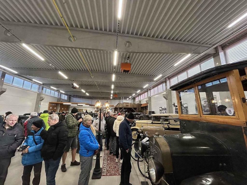 Den otevřených vrat v muzeu Veteran Praga Otrokovice, 22.11.2025.