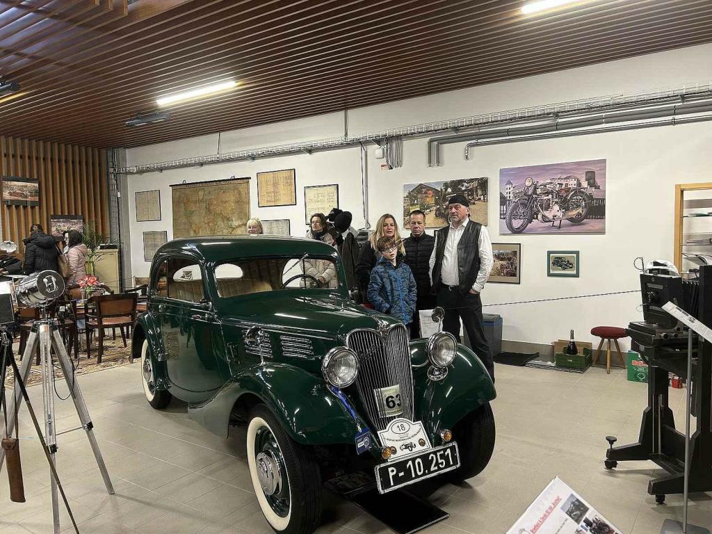 Den otevřených vrat v muzeu Veteran Praga Otrokovice, 22.11.2025.