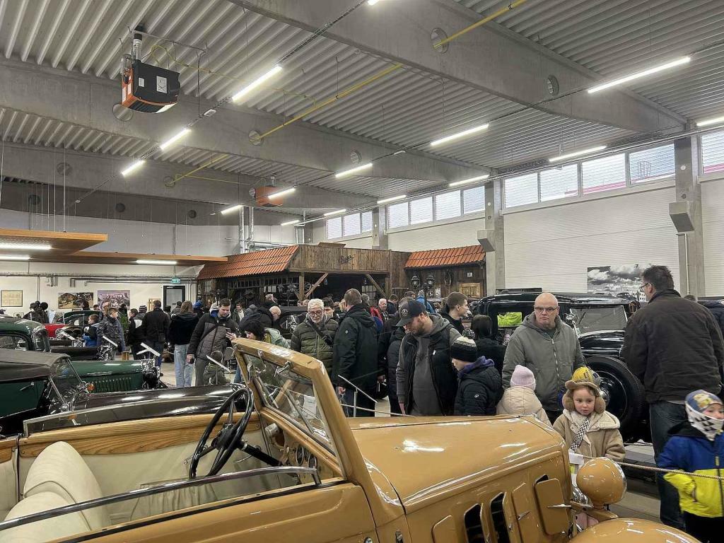 Den otevřených vrat v muzeu Veteran Praga Otrokovice, 22.11.2025.