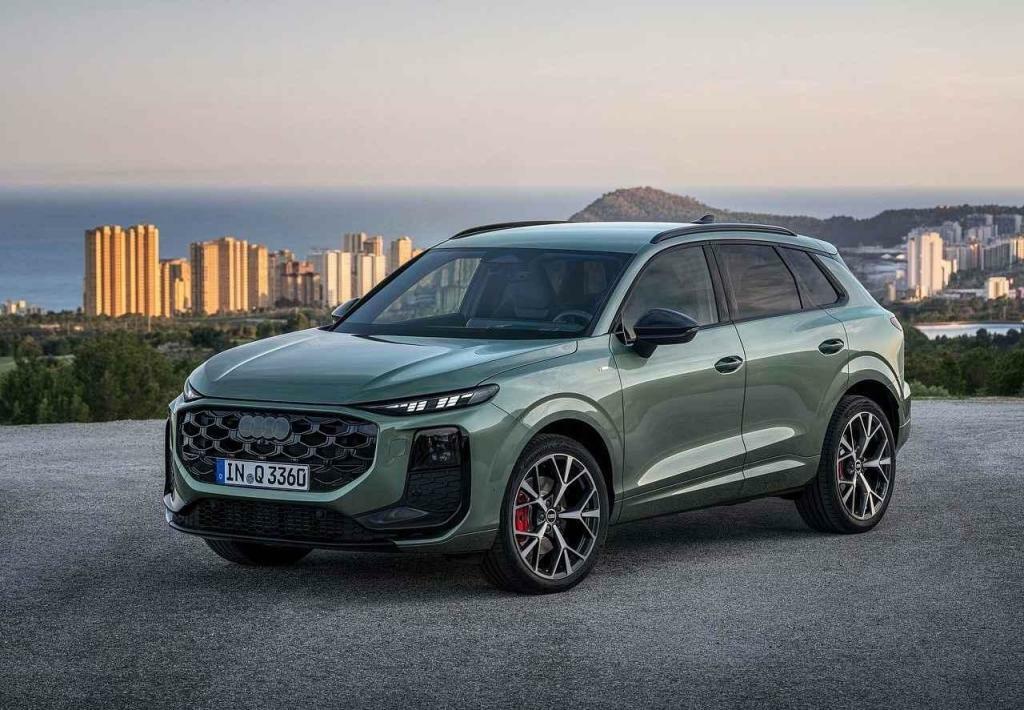 Audi Q3 - od 1 035 000 Kč.