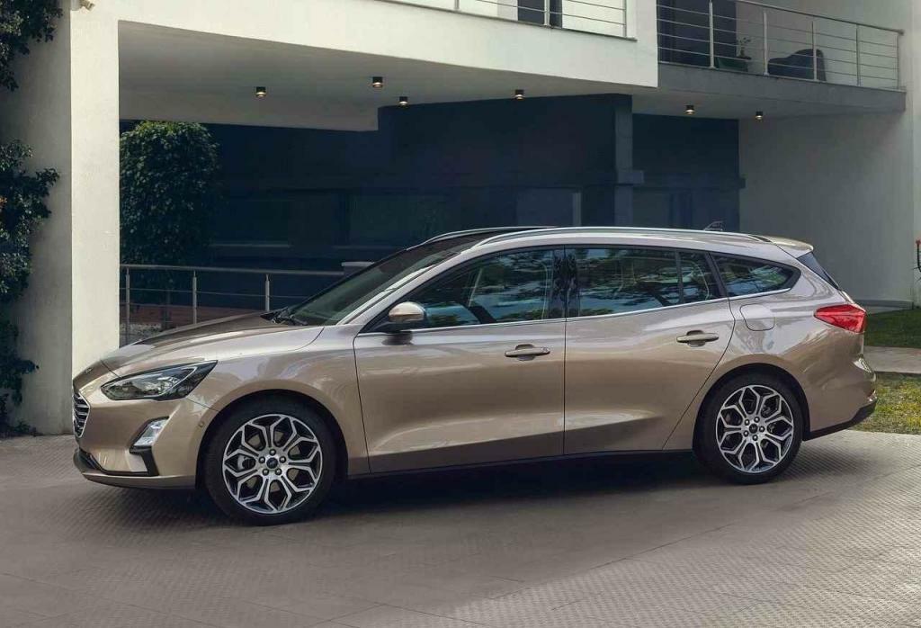 5-6 let - Ford Focus.