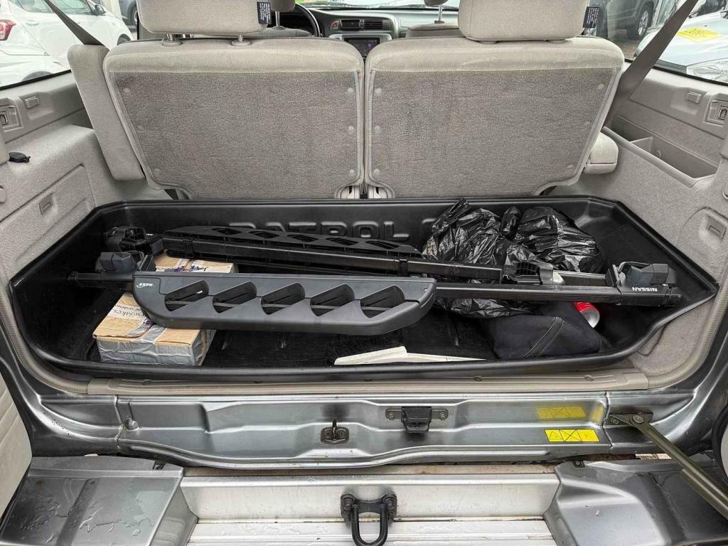 Úložný prostor za sedadly