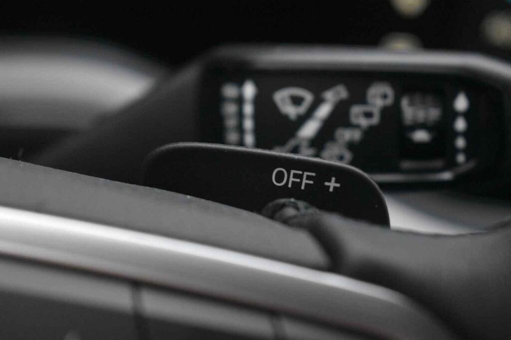 Převodovce lze napovídat pádly.