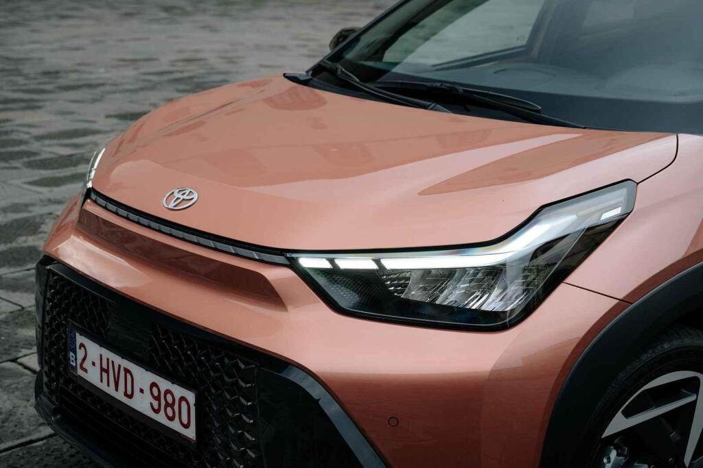 Přední LED světlomety jsou dostupné od výbavy Style.