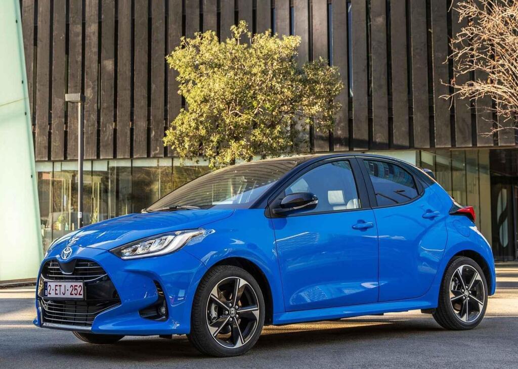 Toyota Yaris - od 524 000 Kč.