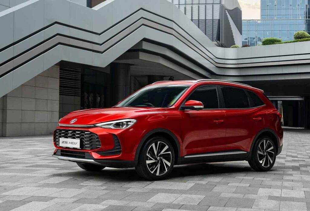 MG ZS - od 574 900 Kč.