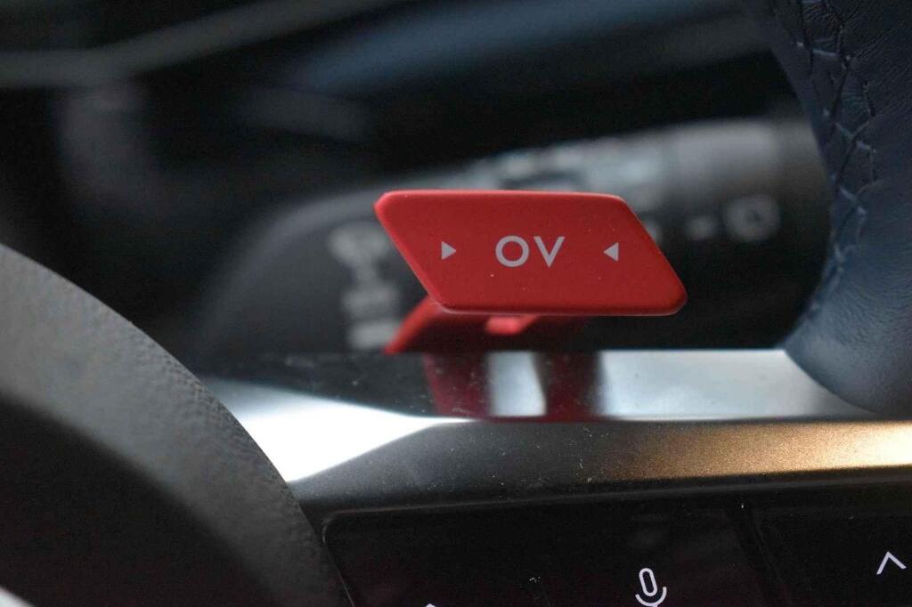 Tlačítko pro navýšení výkonu.