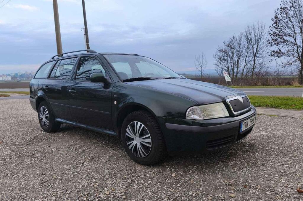 Škoda Octavia 1.9TDI kombi.