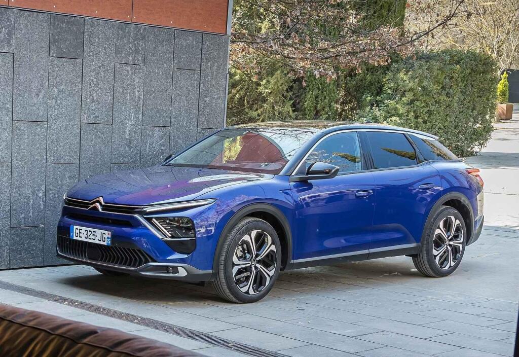 Citroën C5X - od 1 000 000 Kč.