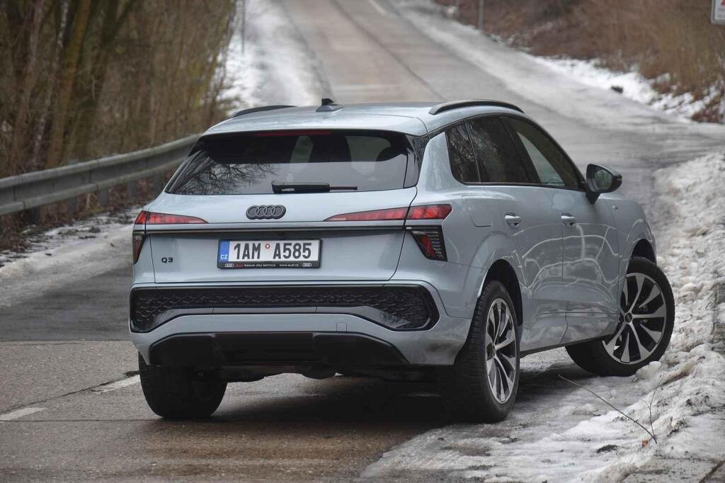 Audi Q3 dospělo do velikosti rodinného auta.