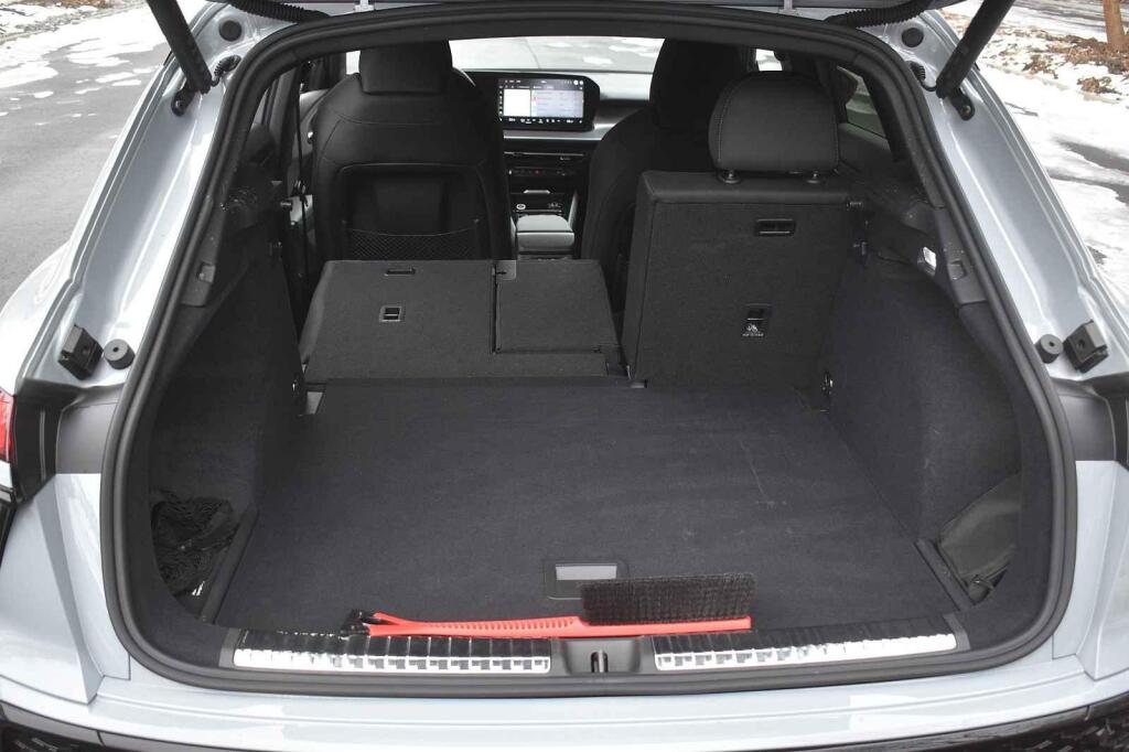 Uprostřed lze vytvořit otvor.