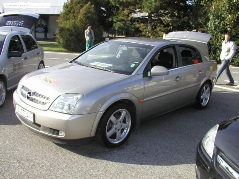 ZKUŠENOSTI UŽIVATELE: Opel Vectra 2.2 DTI sedan & GTS