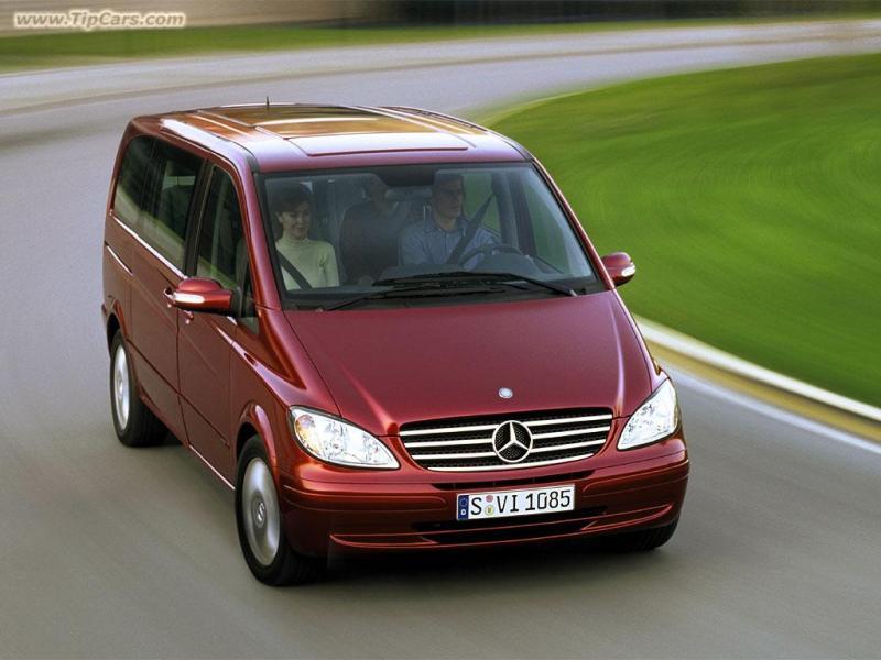 Mercedes-Benz Viano  - vůz Kateřiny Neumannové