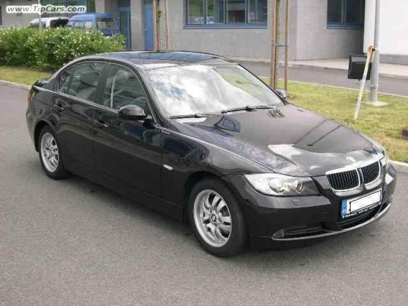 ZKUŠENOSTI UŽIVATELE: BMW 330i (E90)