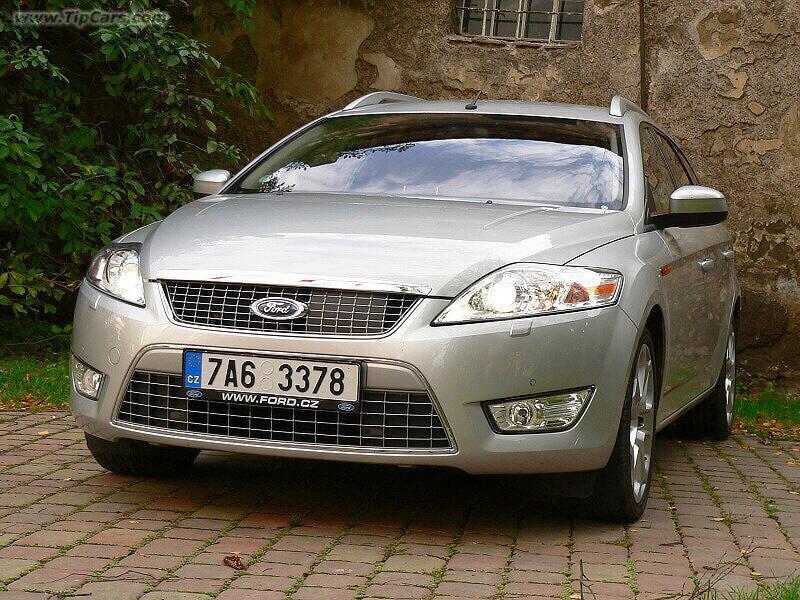 Ford Mondeo (2007 - 2013): Prostornost i rozpaky