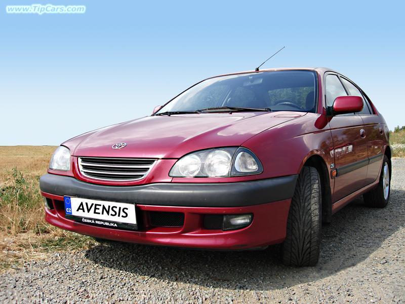 ZKUŠENOSTI UŽIVATELE: Toyota Avensis 2.0i Linea Sol