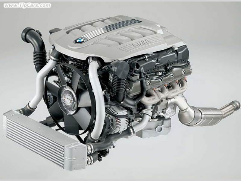 Motor 745d z produkce BMW