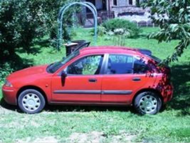 ZKUŠENOSTI UŽIVATELE: Rover 200 220