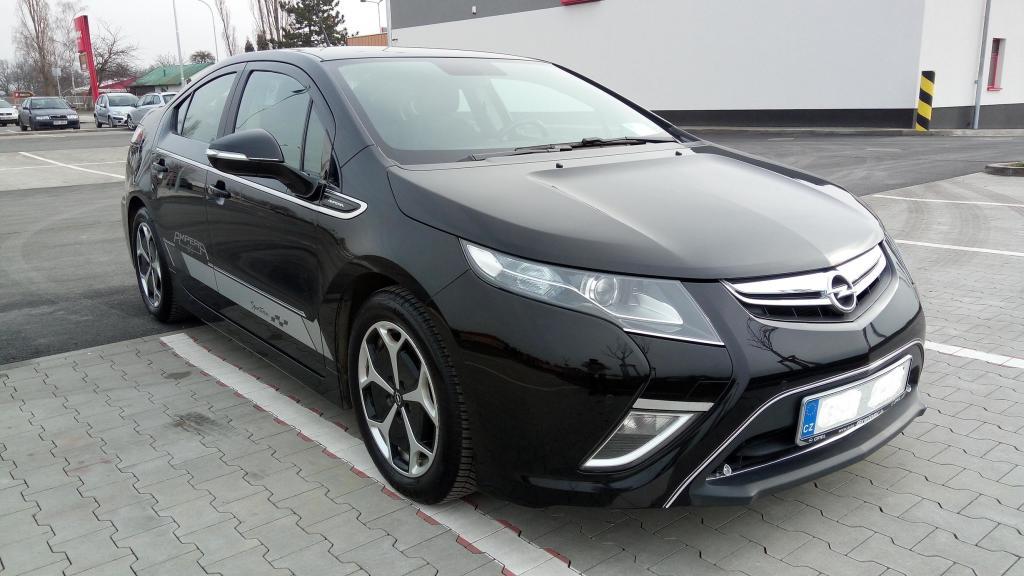 ZKUŠENOSTI UŽIVATELE: Opel Ampera 