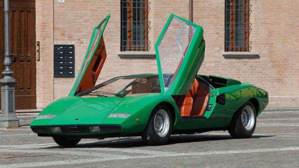 Dalším slavným vozem byl Countach
