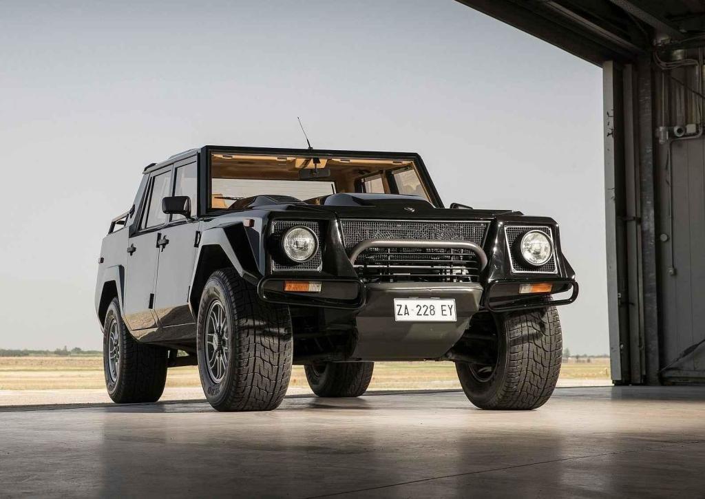 SUV LM přišlo až po prodeji značky