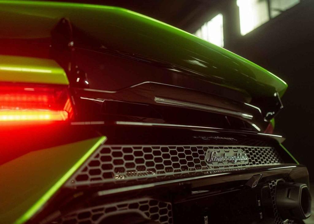 Lamborghini Huracán ve verzi Tecnica