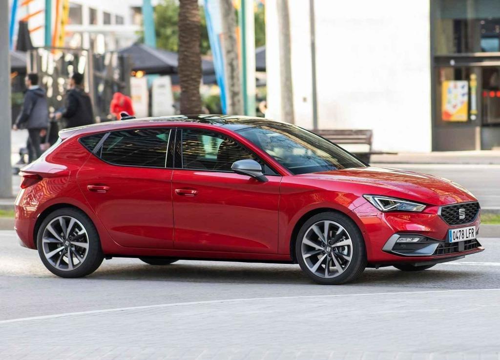 Seat Leon plug-in - 859 900 Kč