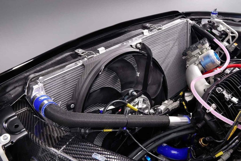 Nové auto potřebovalo větší chladič