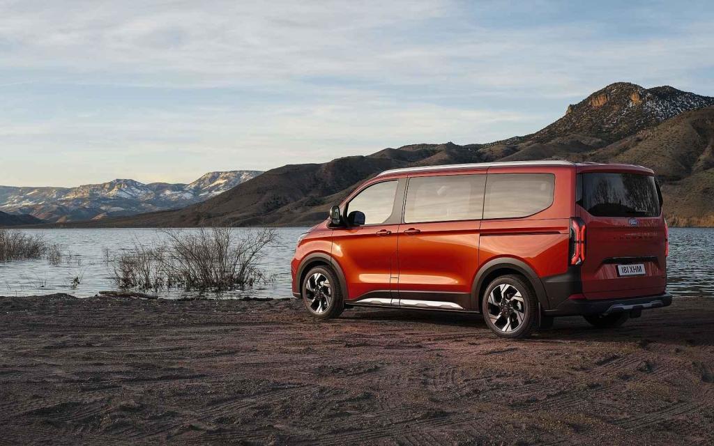 a verze Activ s offroadovým vzezřením