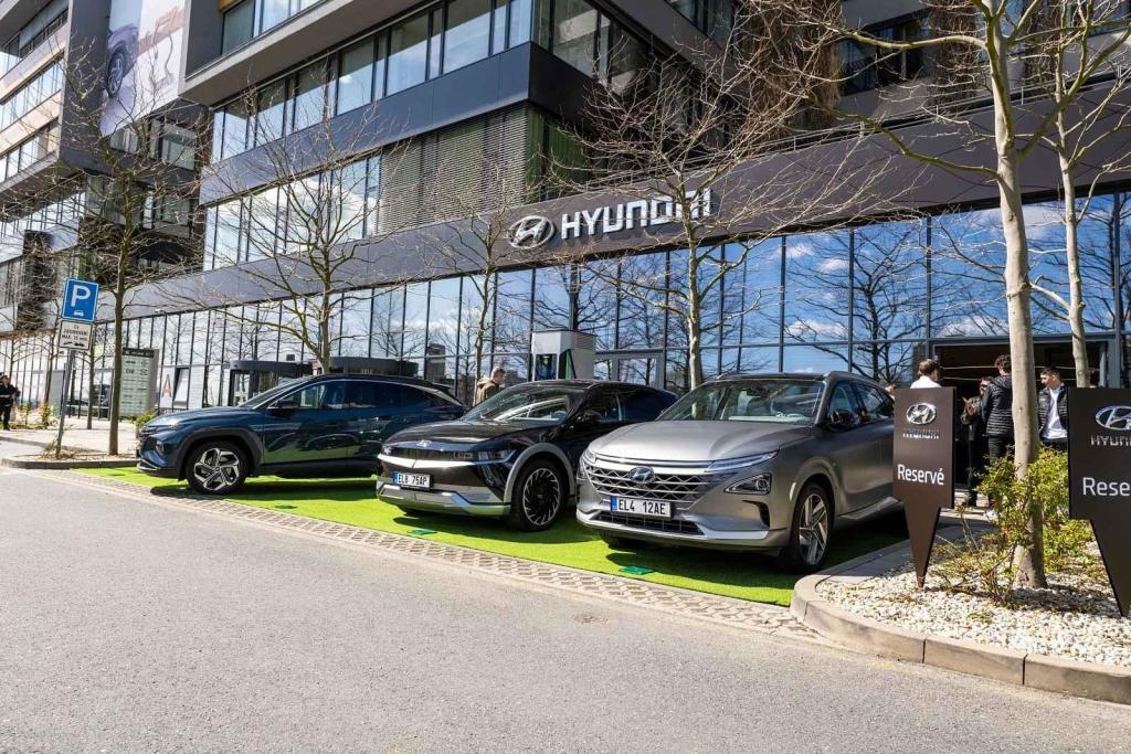 Všechny bezemisní modely Hyundai je možné vyzkoušet v novém Centru e-mobility v pražských Stodůlkách