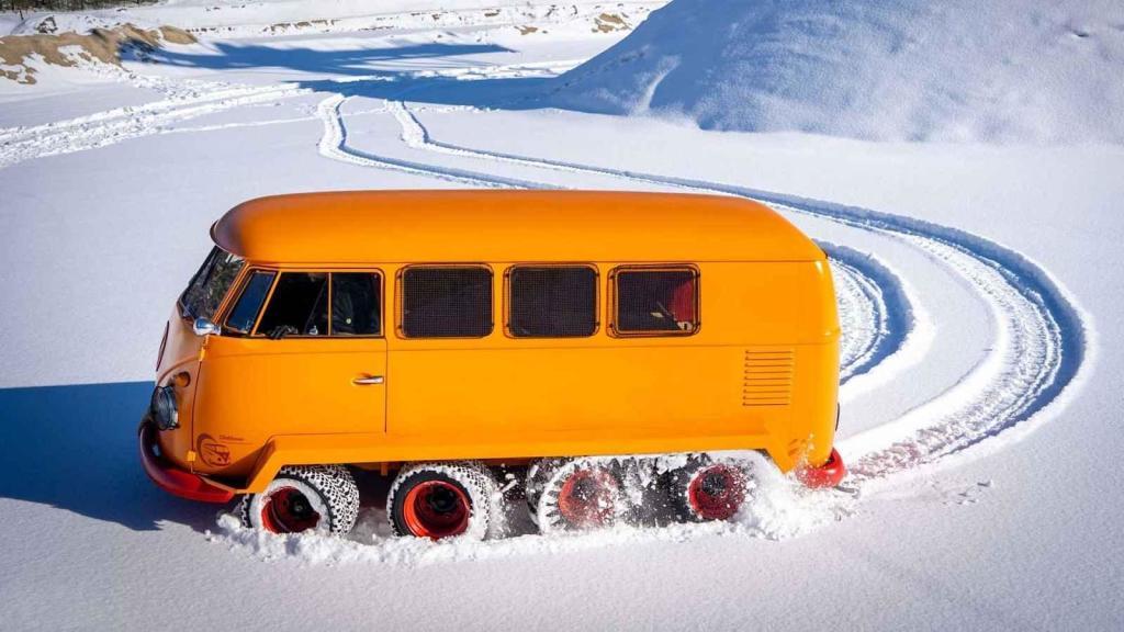Transporter T1 Half-track Fox