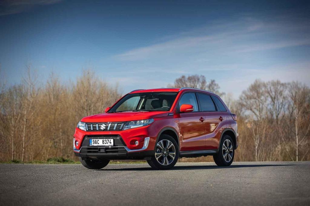 Suzuki Vitara hybrid při první jízdě v českém prostředí