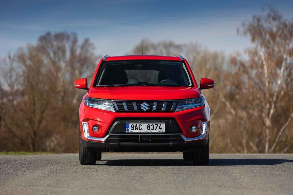 Suzuki Vitara hybrid při první jízdě v českém prostředí