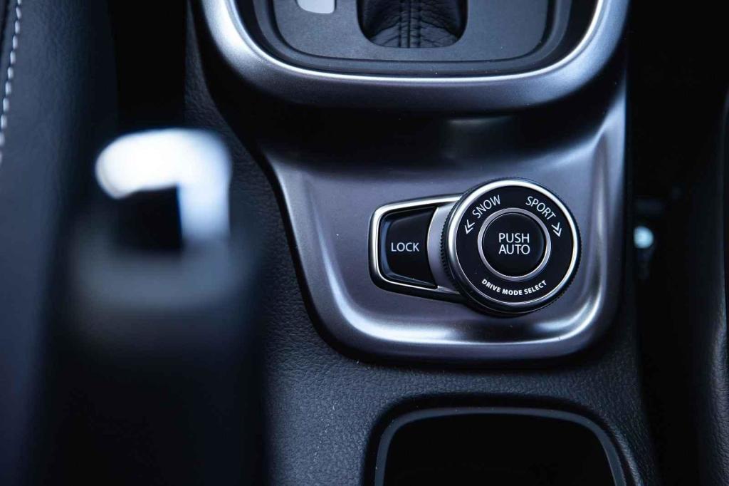 Suzuki Vitara hybrid při první jízdě v českém prostředí