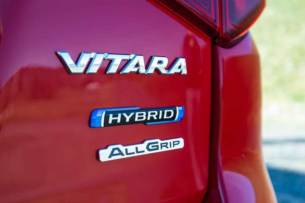 Suzuki Vitara hybrid při první jízdě v českém prostředí