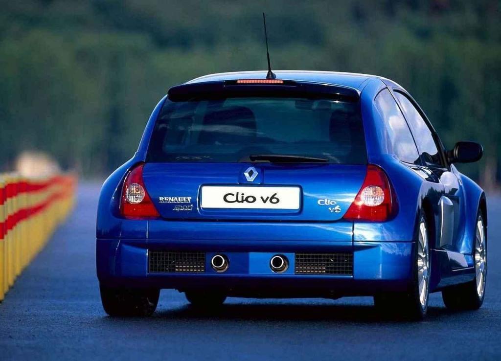 Renault Clio Sport V6