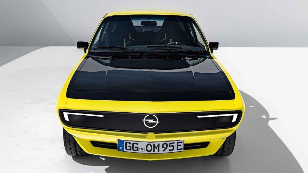 Nový Opel Manta bude elektrický a představí se do roku 2025