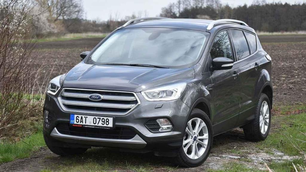 Tentokrát jsme vyzkoušeli minimálně ojetý Ford Kuga