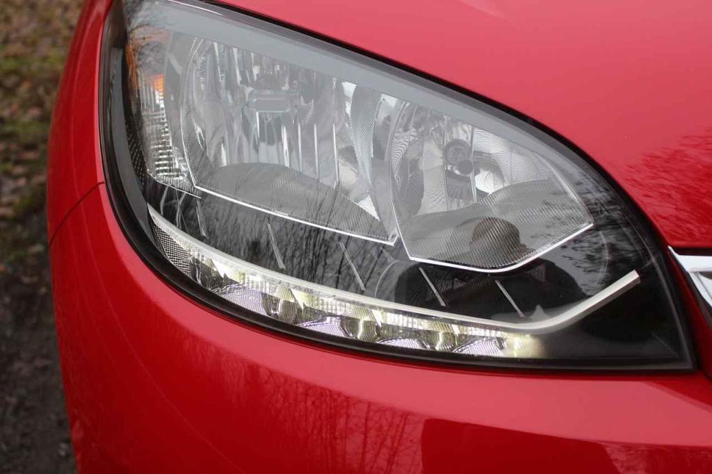 LED jsou pouze denní světla
