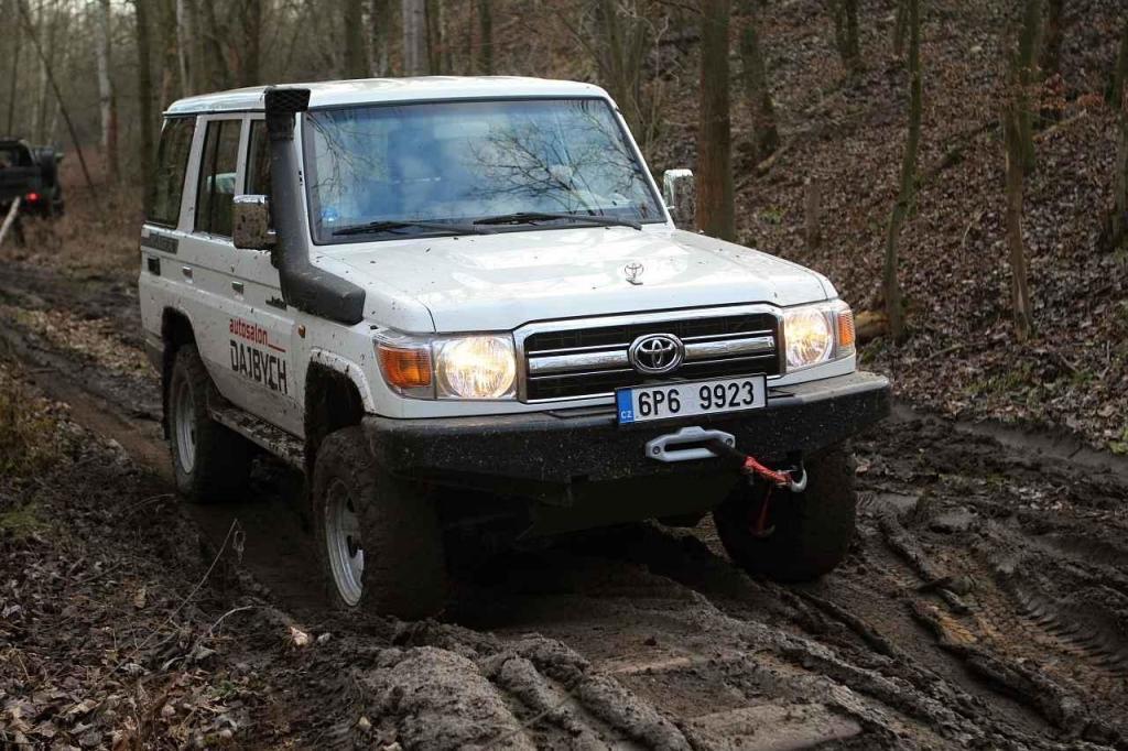 Jako pracovní vůz se stále skvěle hodí Land Cruiser 70
